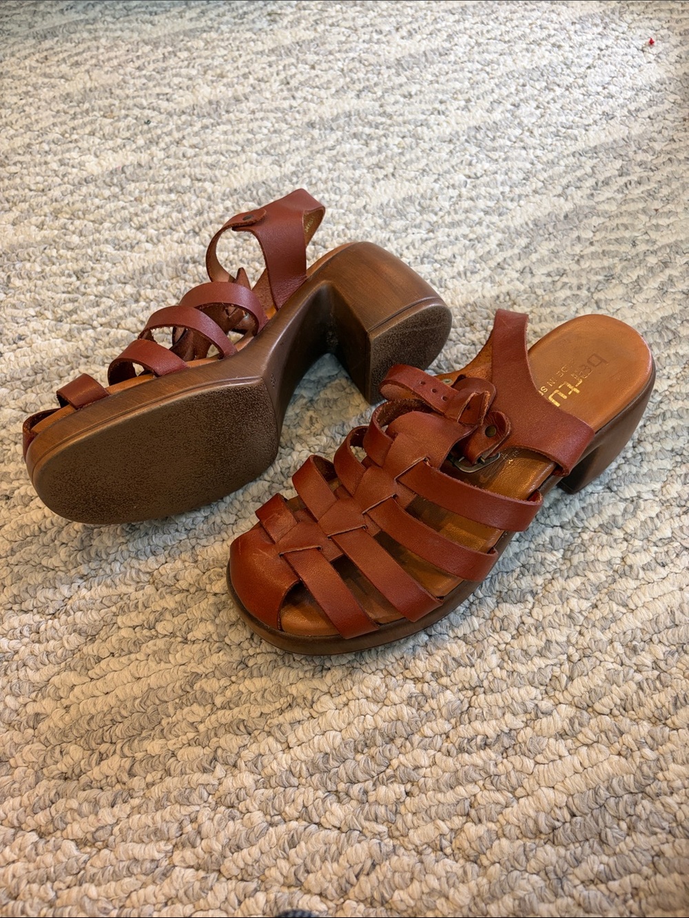 Bertuchi leather chunky heel